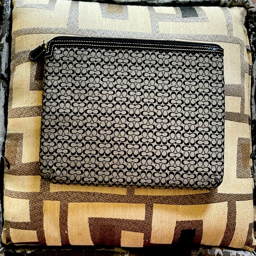 Coach Pouch